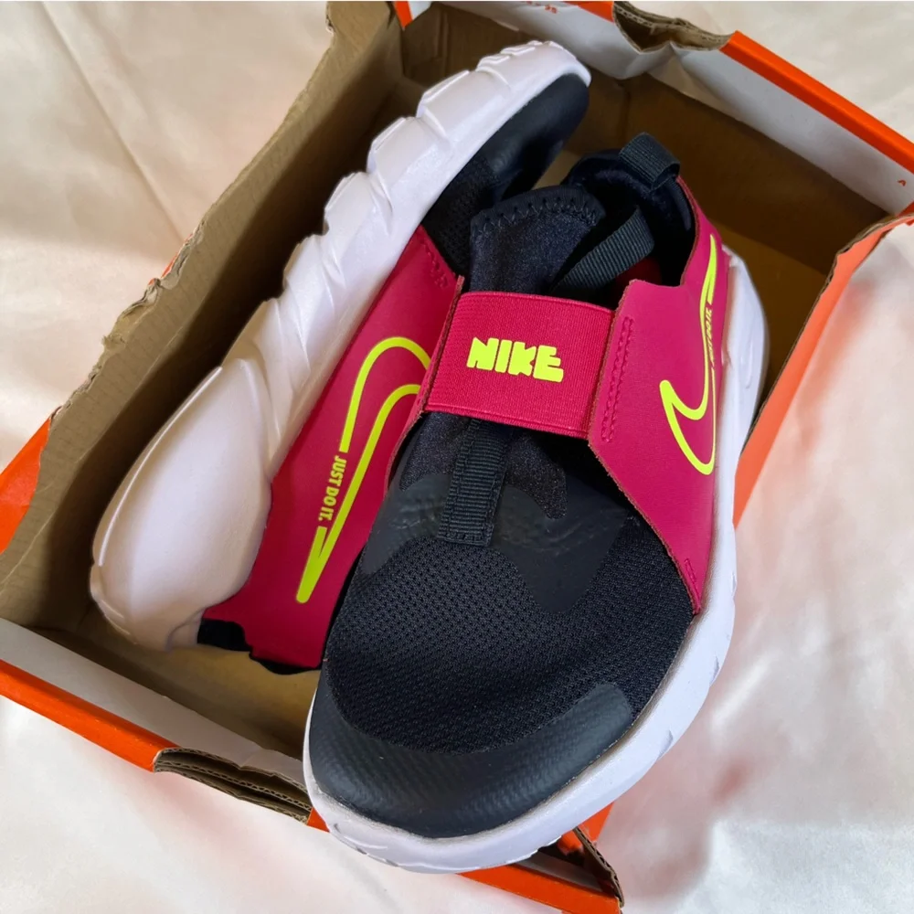 Nike Flex Runner 2 PS 'Dark‎ Obsidian Fireberry' shoes Size 3y